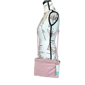 Deux Lux NWT vegan leather Maribel Double Zip Crossbody Blush Purse